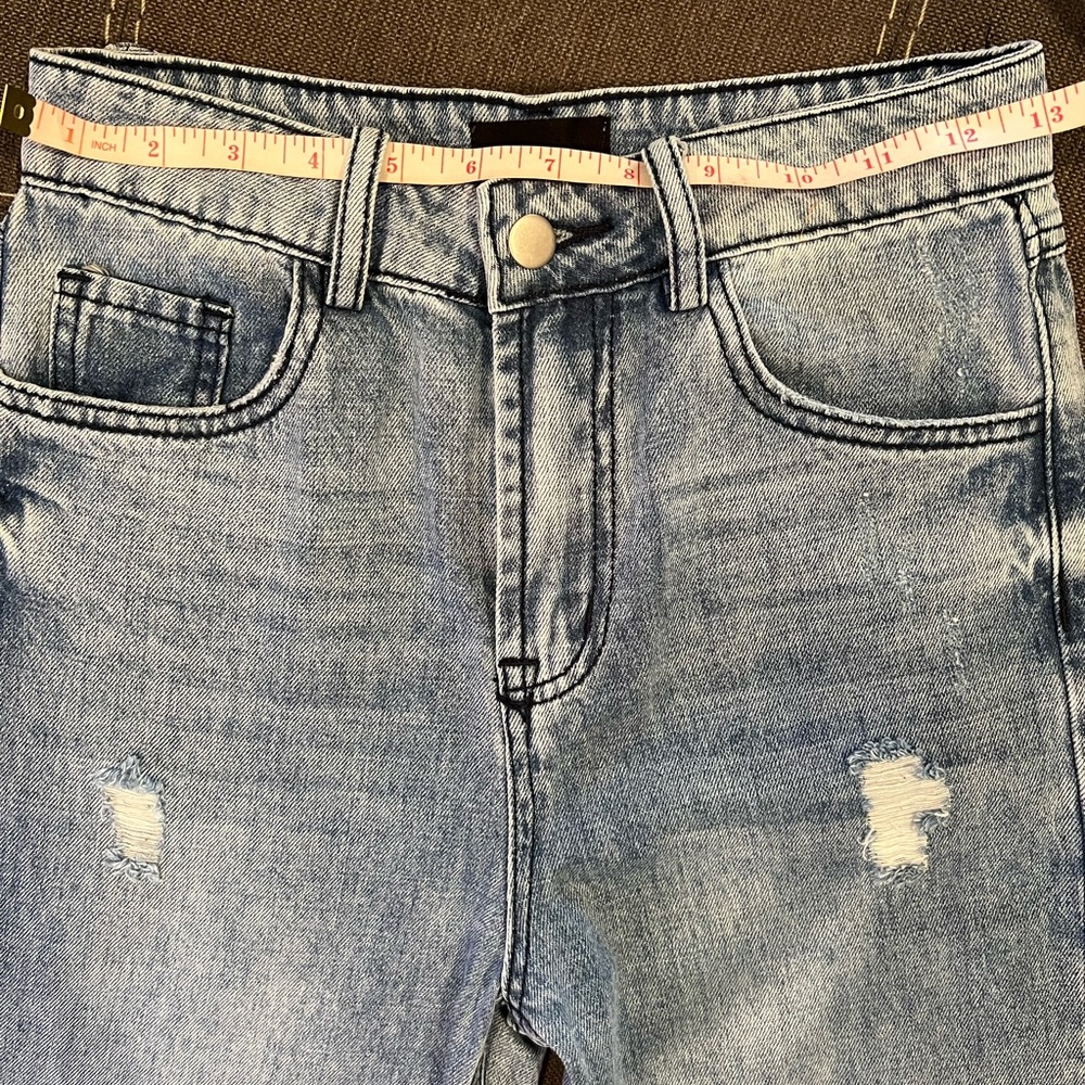 Wide legged jean sizes 3 ❤️ - Picture 9 of 16